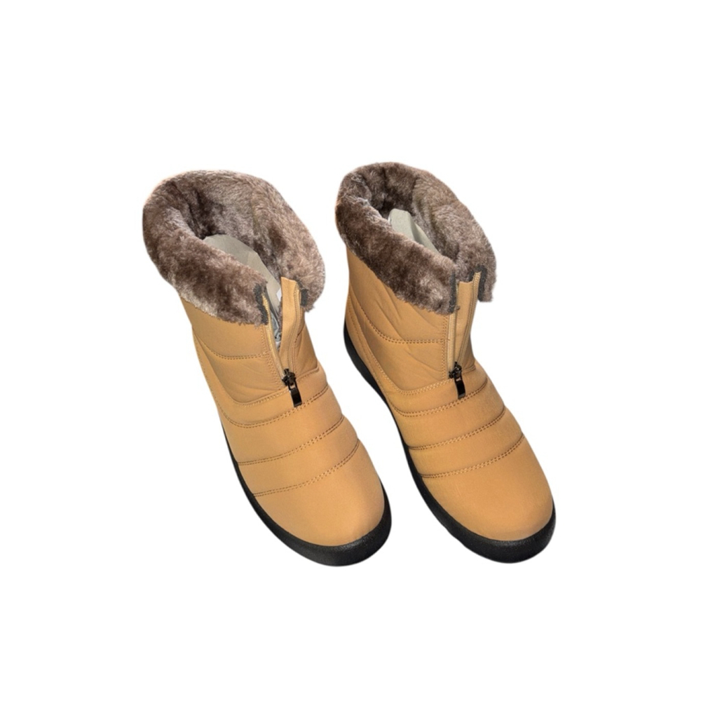 Women's Tan Faux Fur Lined Snow Boots Water Resistant Size 9